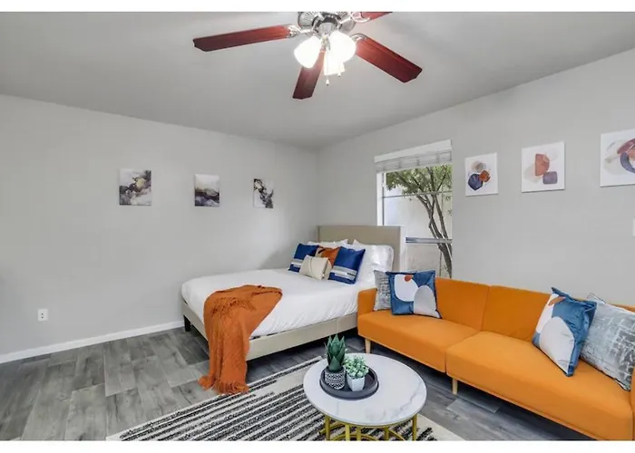 Apartment Cozy 1br Sleep 6+ Free Parking Phoenix