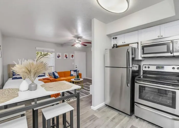 Cozy 1br Sleep 6+ Free Parking